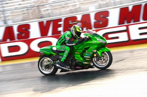 Rickey_Gadson_Drag_Racing_School_Action