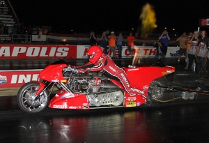 640_C_Hand_NHDROaug#3DF8F62