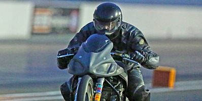 motorcycle drag racing
