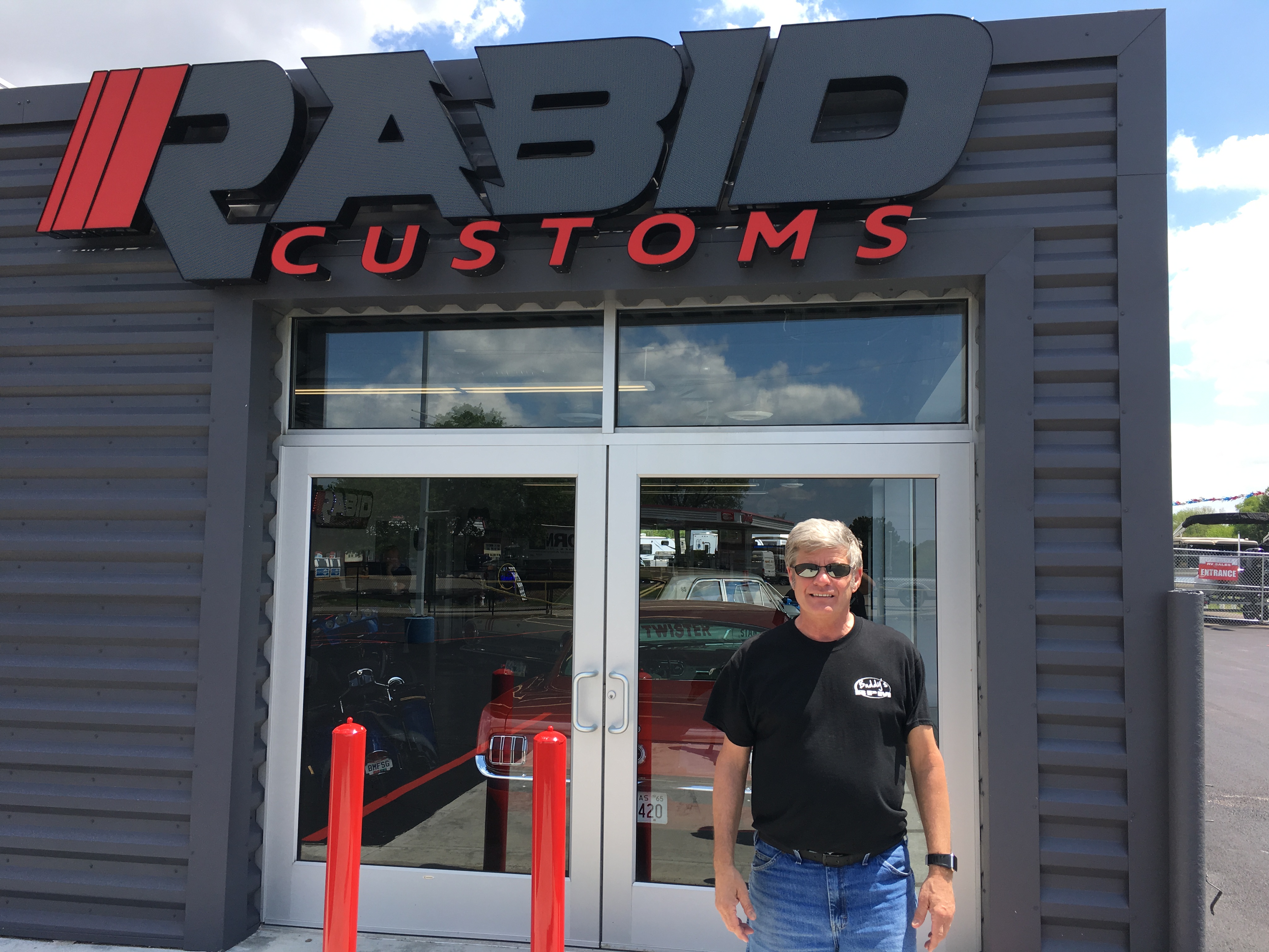 Pete Ricart Rabid Customs