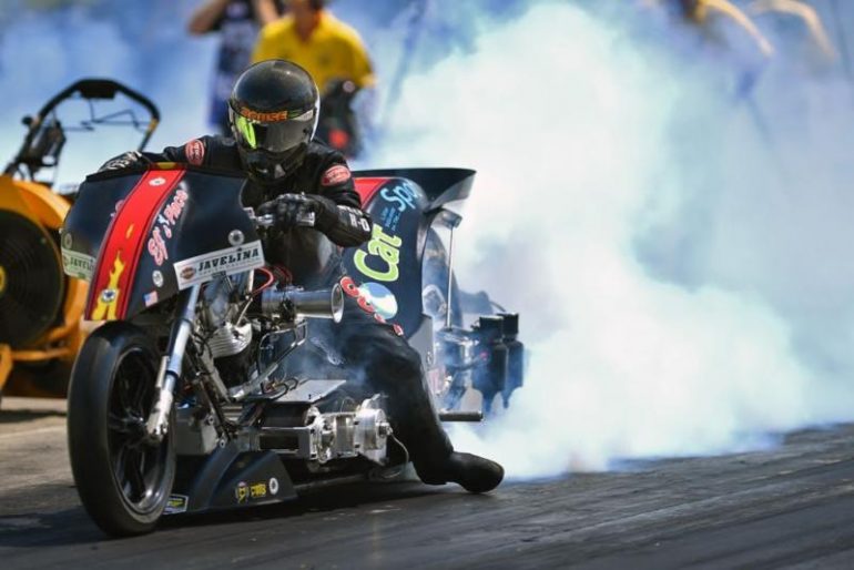 Харлей Дэвидсон Drag Racing