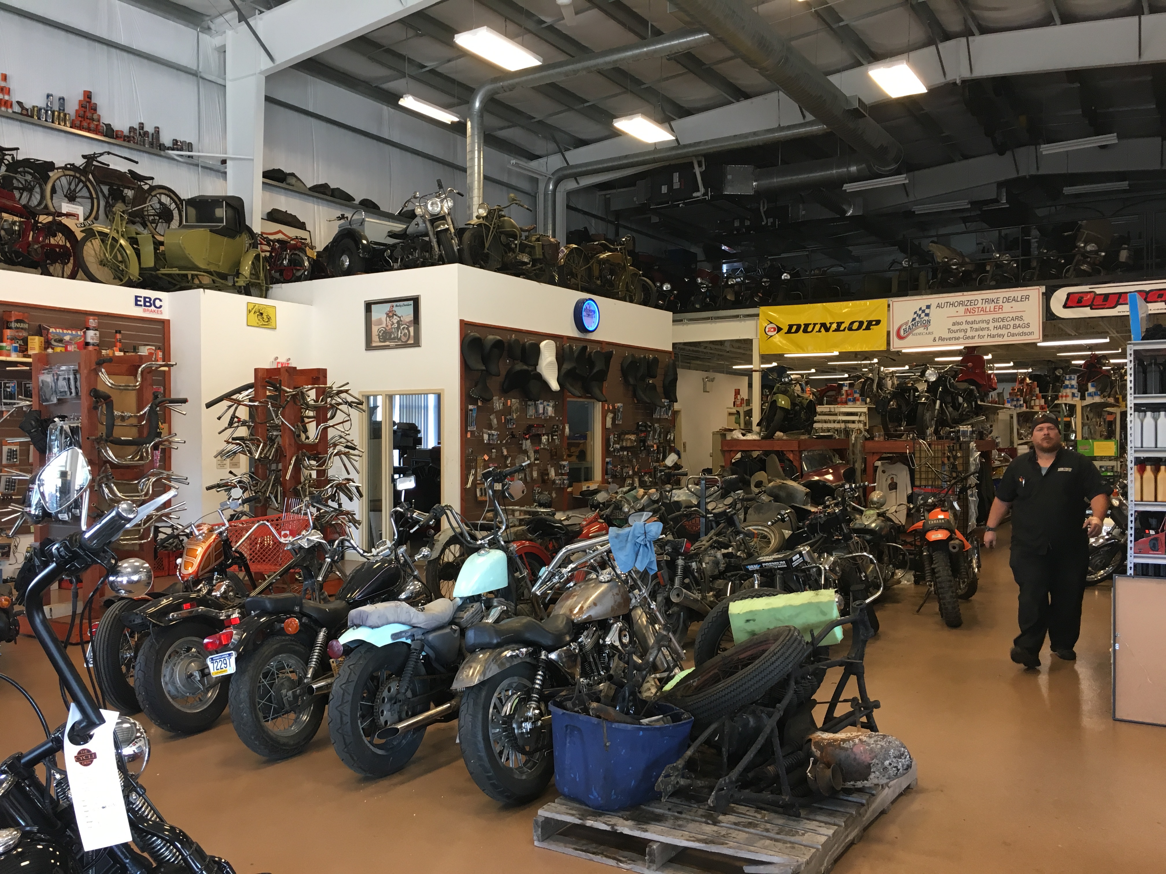 The Cycle Den, Columbia, P