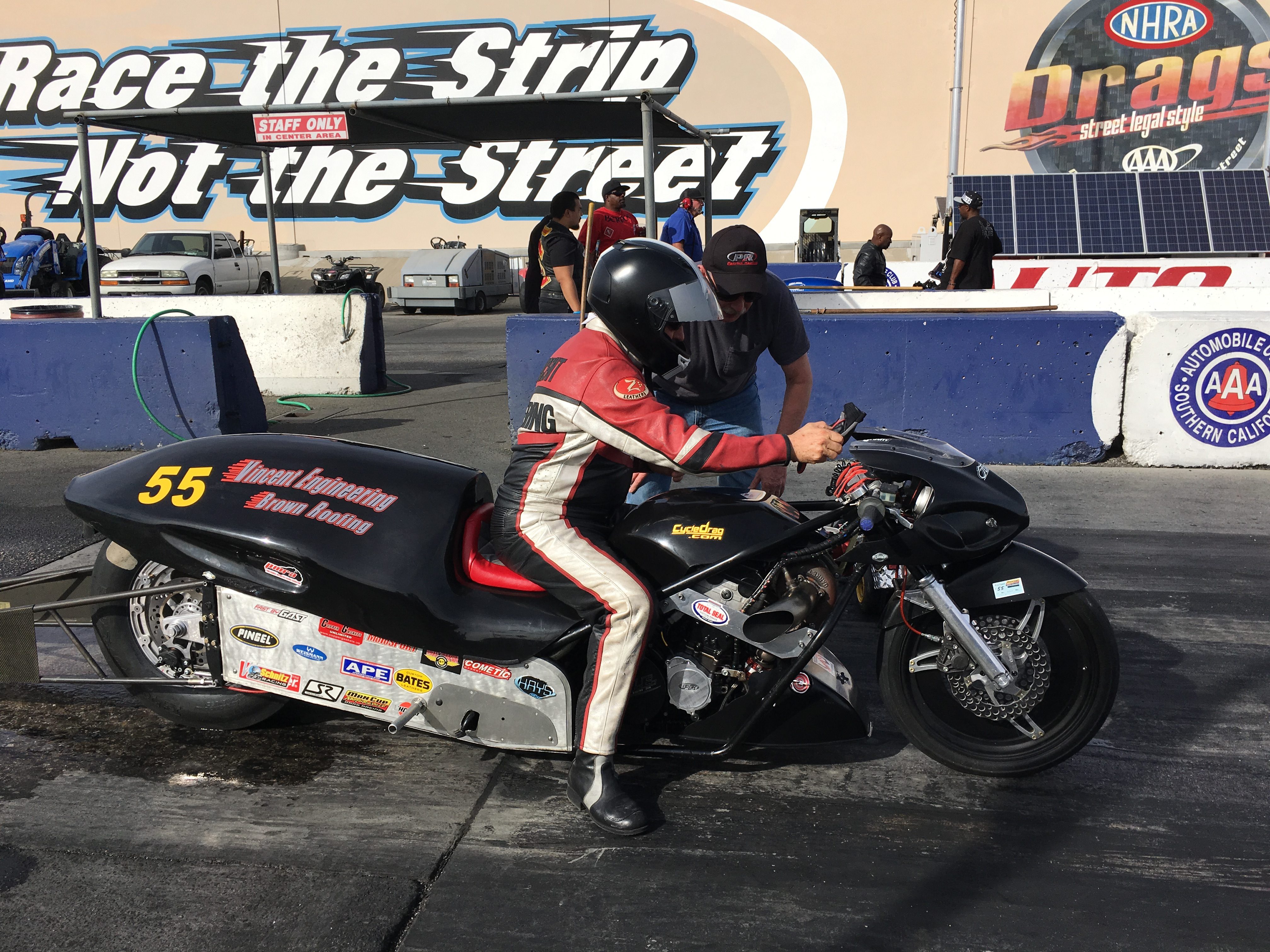 AAA Auto Club Dragway