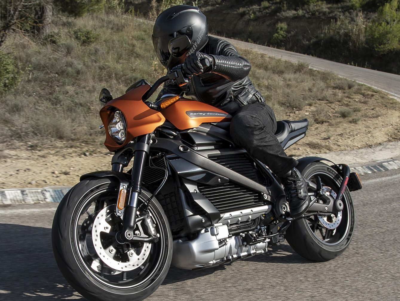 Could Harley Davidson S New Livewire Lead To Rise In Electric Drag Racing Drag Bike News