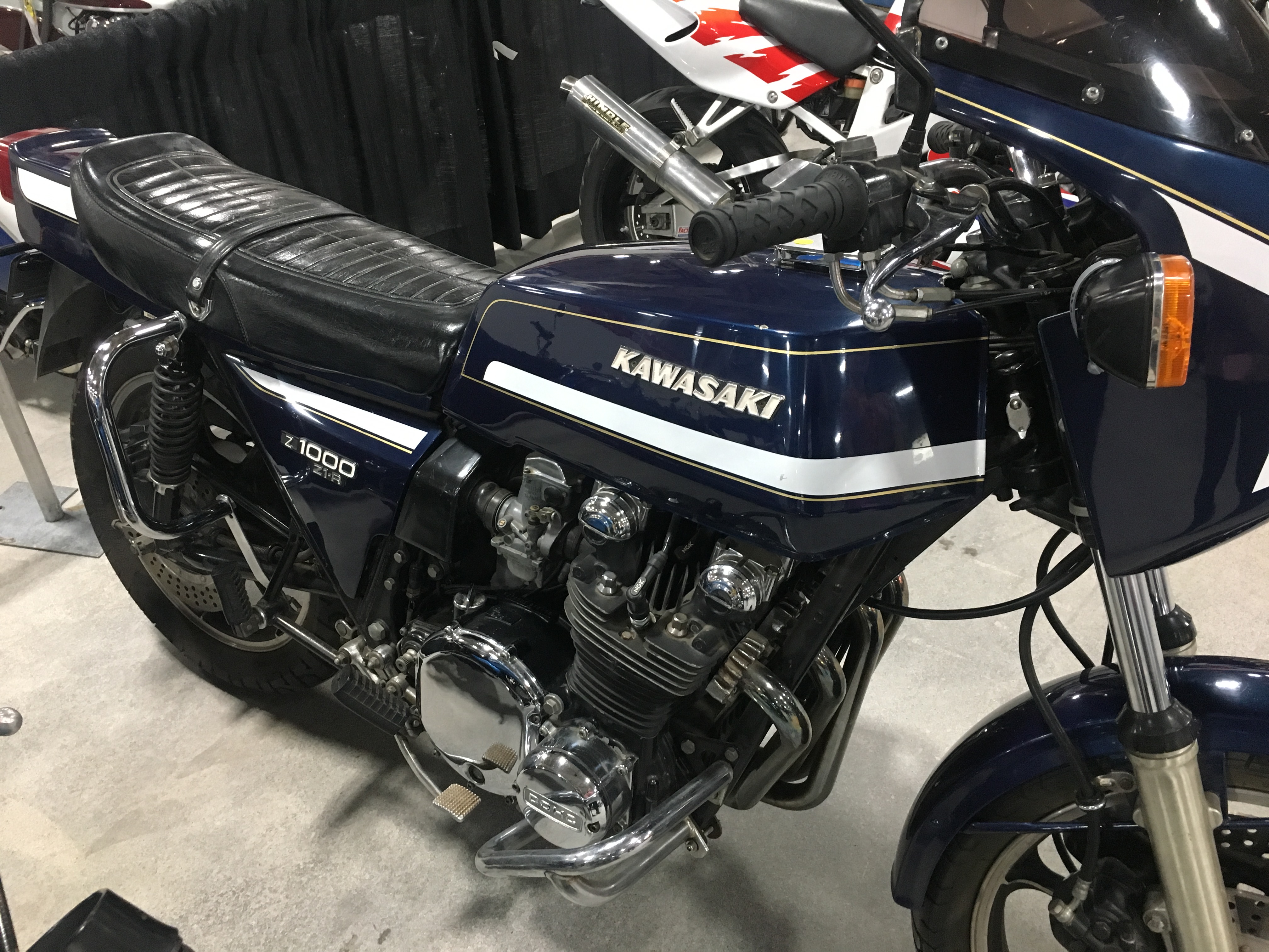 Kawasaki Z1R 1000 Body Work