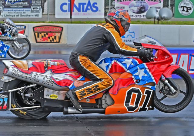 XDA Drag Bike Racing