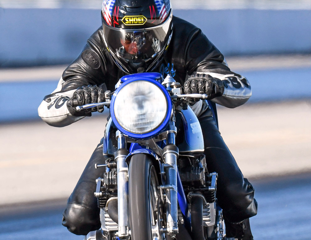 motorcycle drag racing