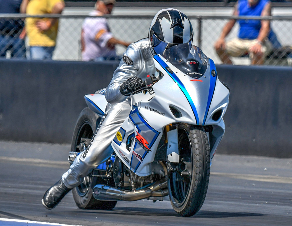 motorcycle drag racing