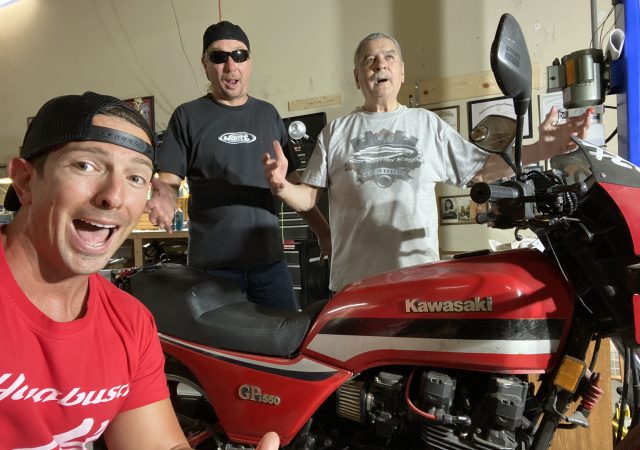 Kawasaki GPZ 550 Pops