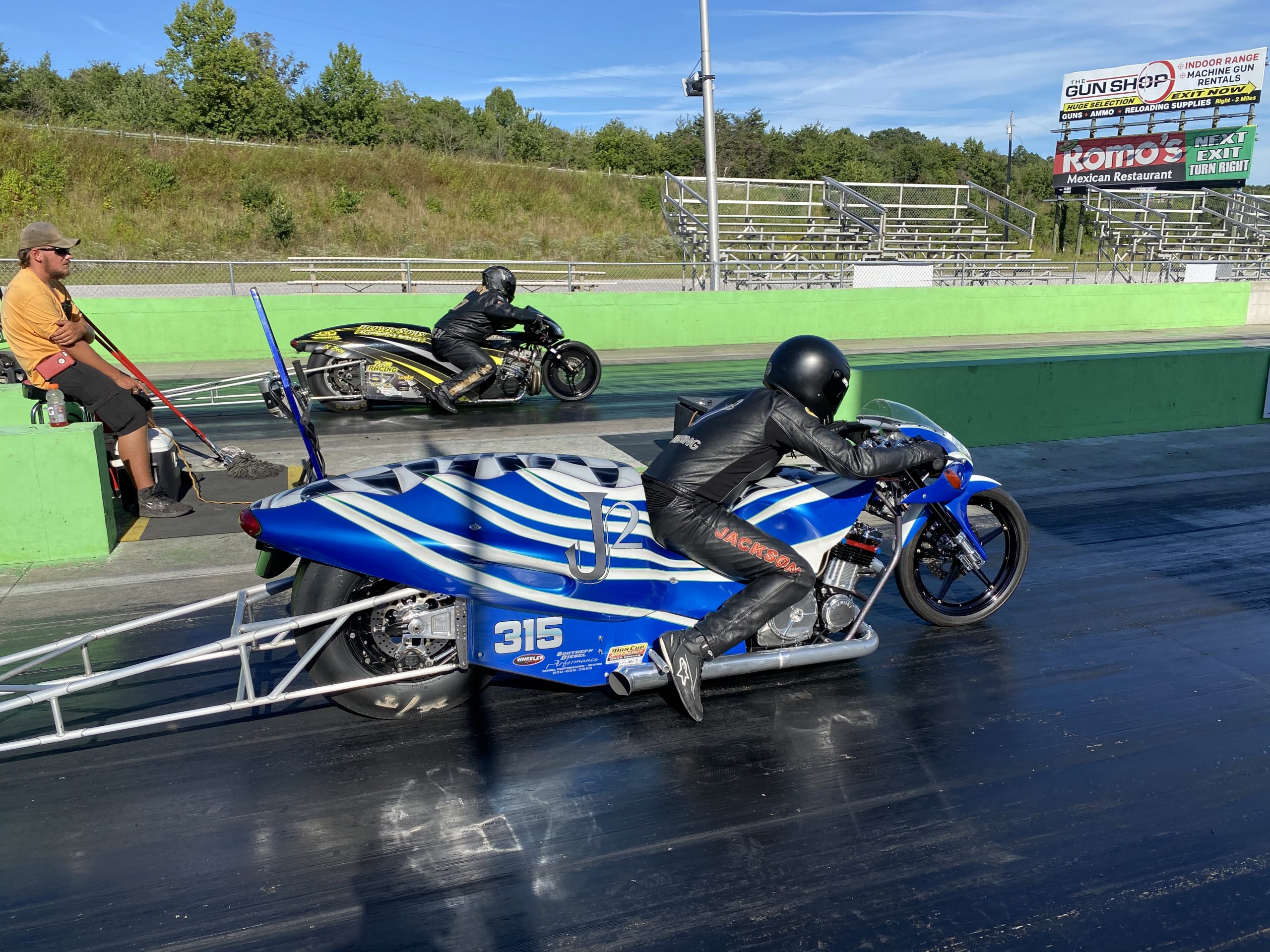 4.60 Drag Bike Racing