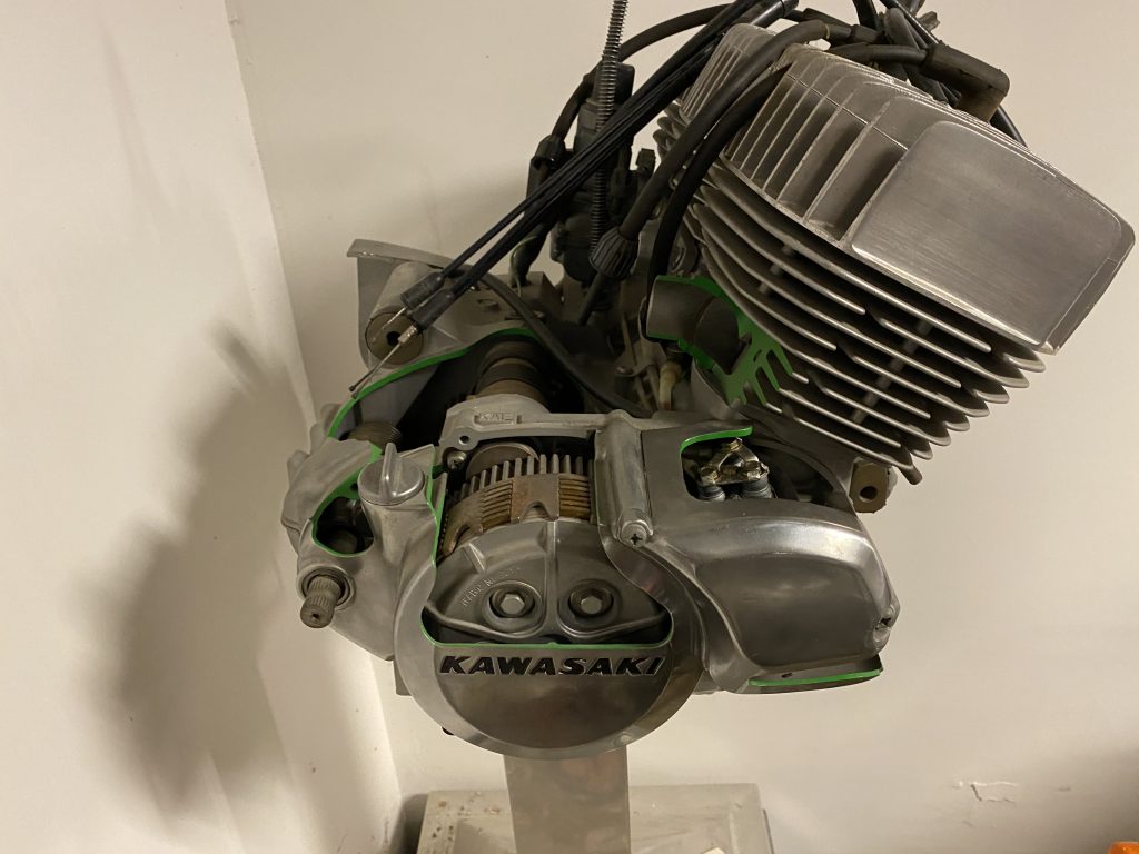 h1 500 Cutaway Engine