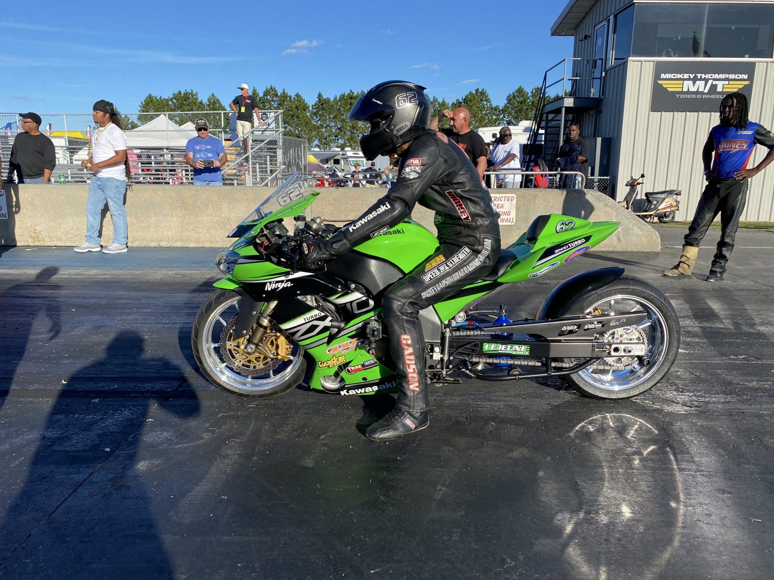 Nitrous Hayabusa vs. Turbo ZX10R! Drag Bike News