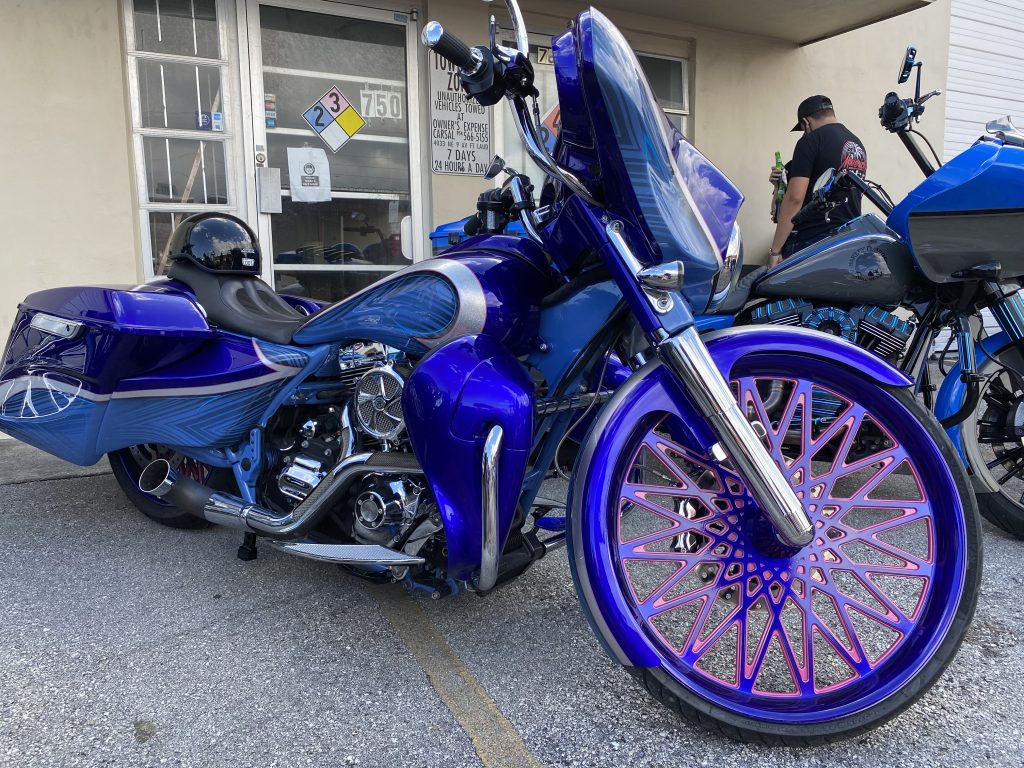 Big wheel Custom Bagger