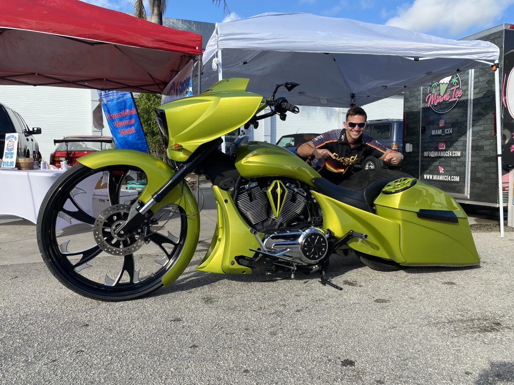 Big wheel Custom Bagger