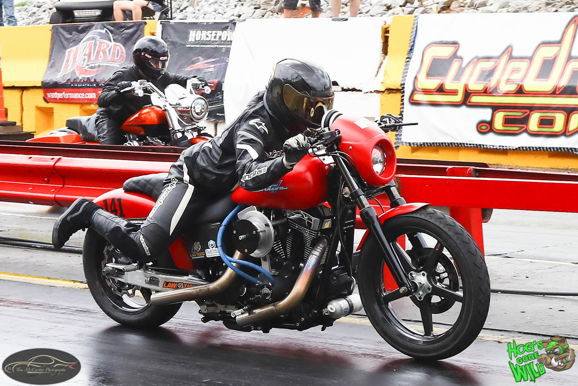 Bagger drag racing