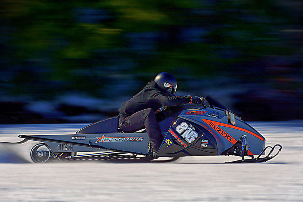 KILM Snowmobile drag racin