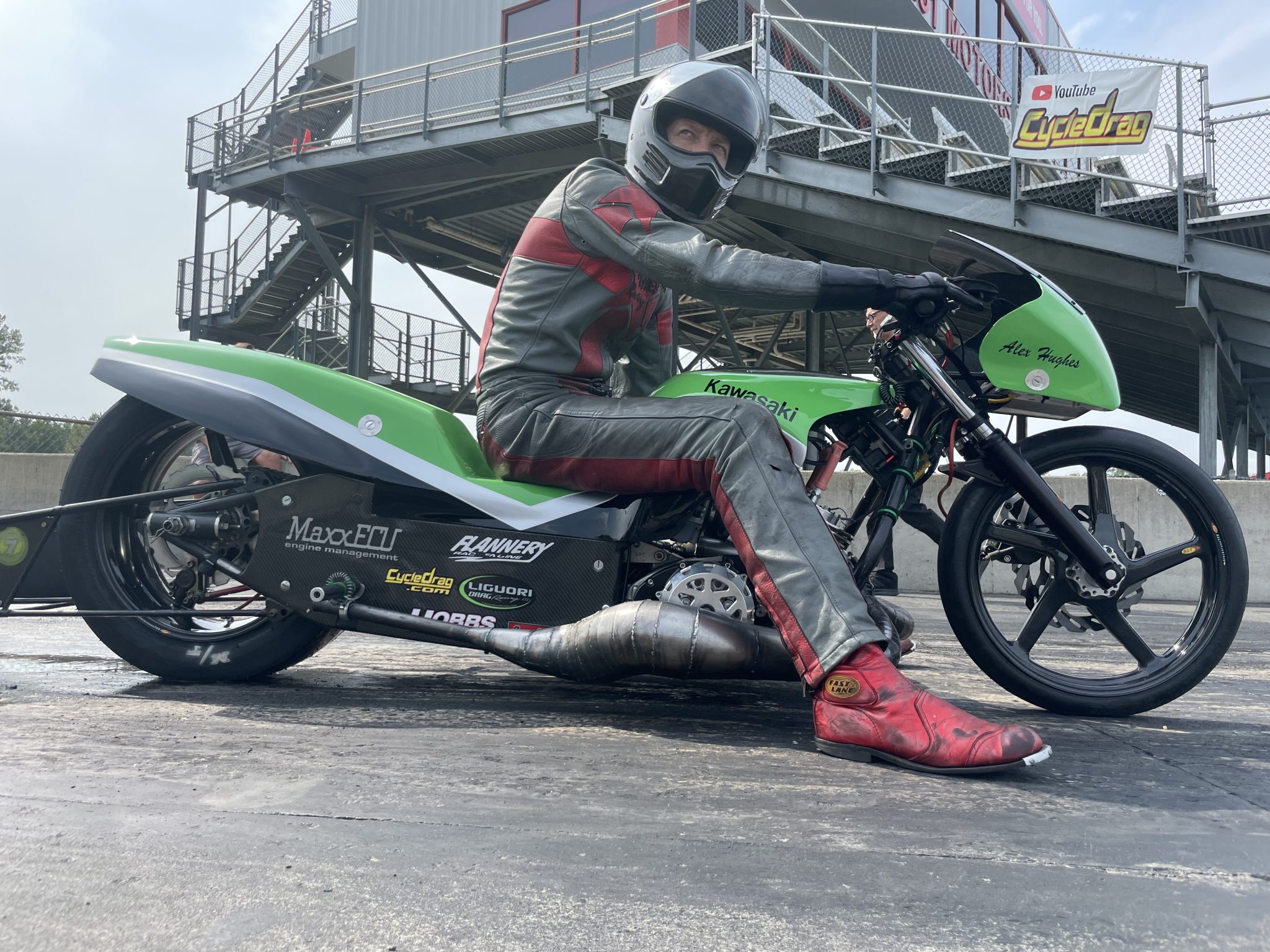 World’s Fastest Two Stroke Drag Bike News