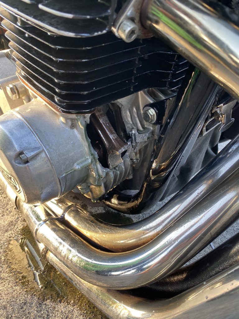 Suzuki GS cases explode