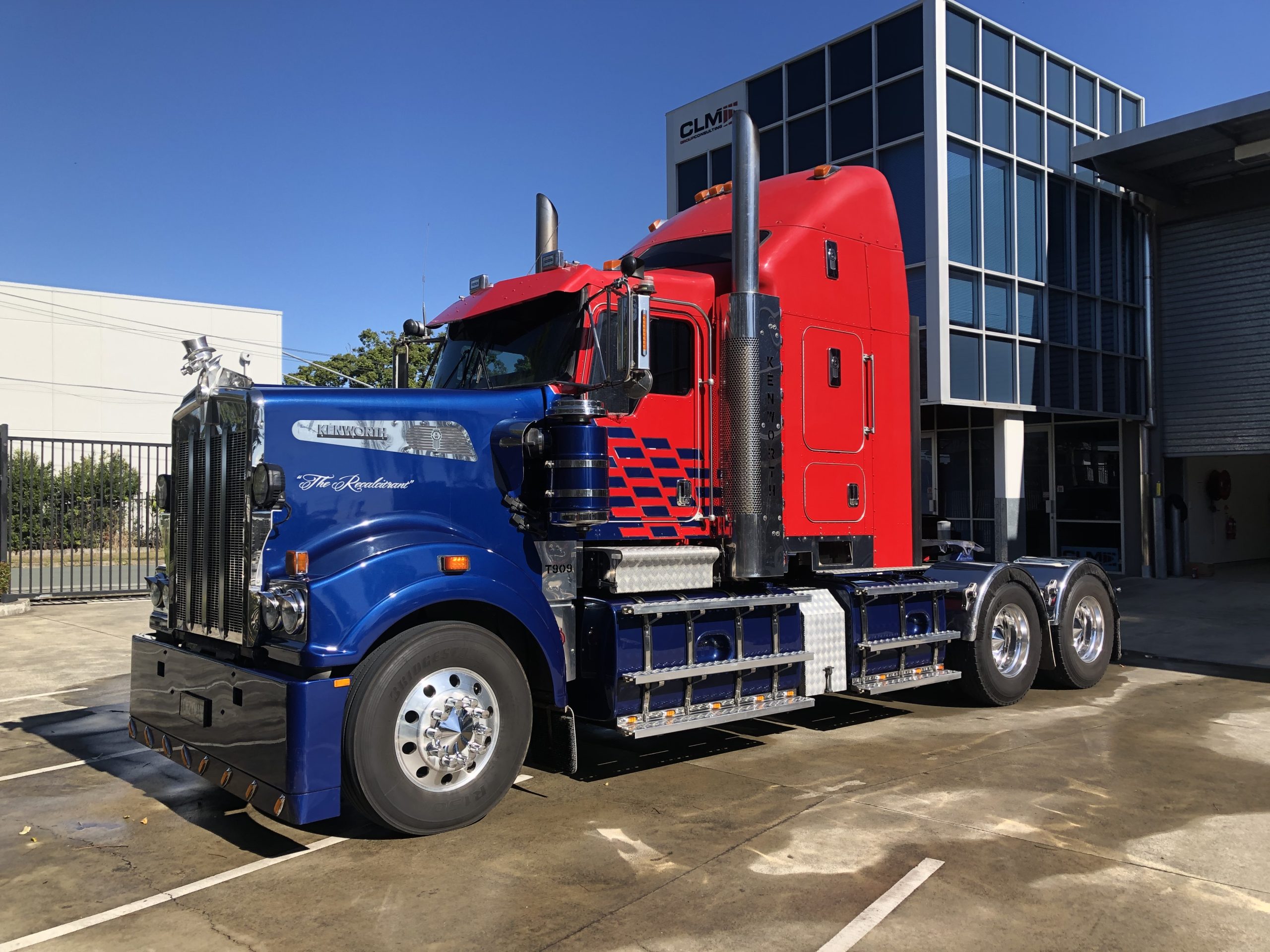 Nitro Voodoo Race Hauler