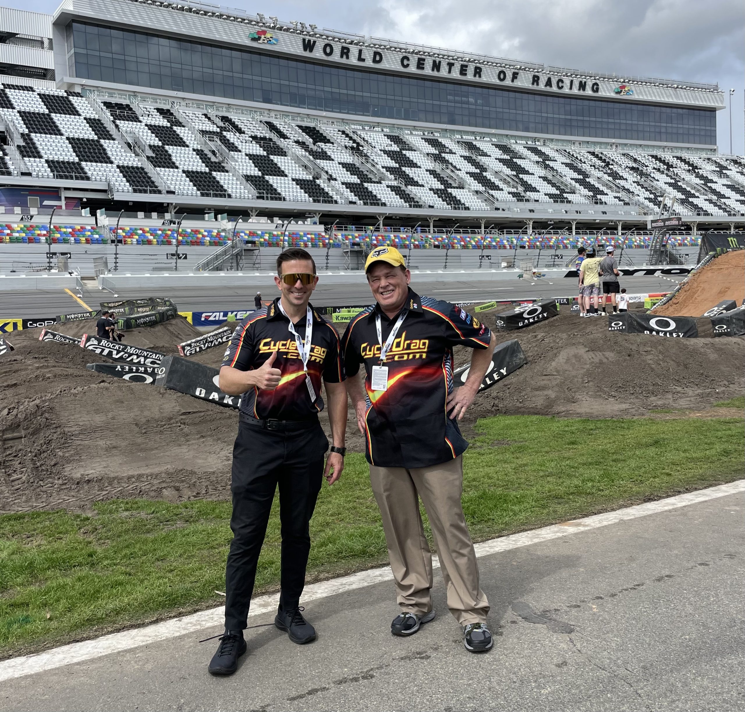 Jack Korpela, Ray Muro