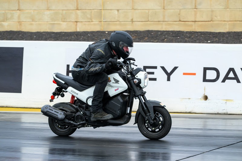 Honda Grom Drag Racing
