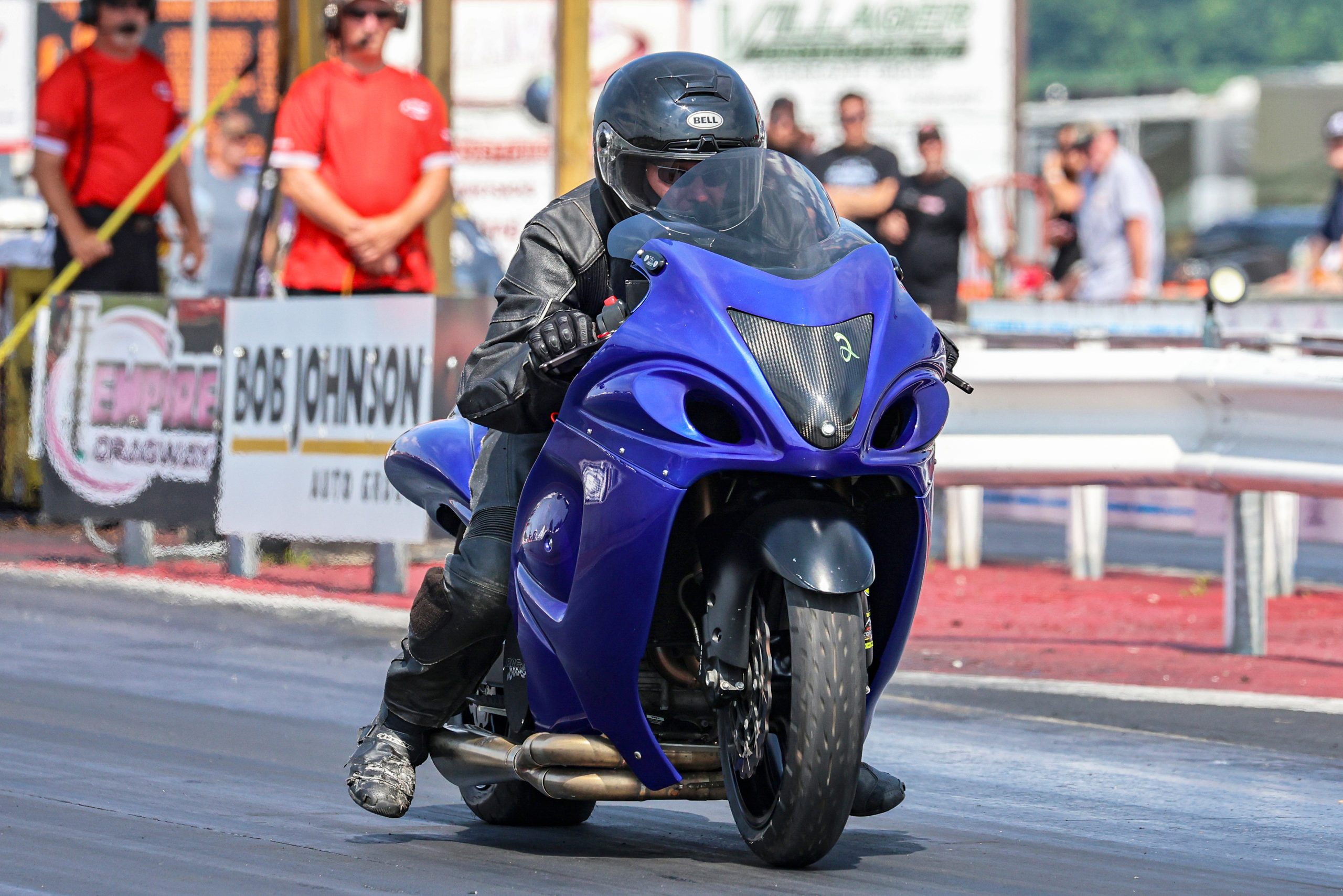 Motorcycle drag racing 