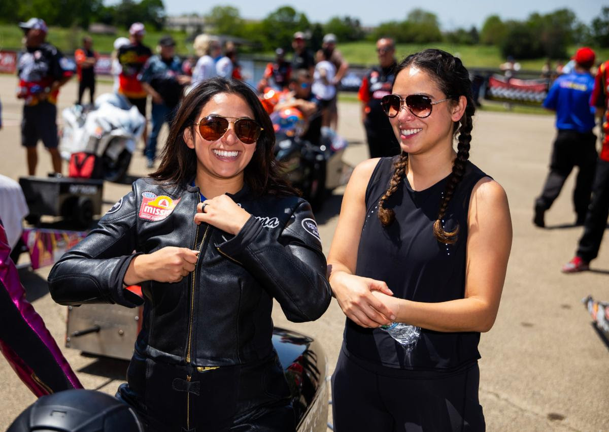 Jianna Evaristo, Jasmine Salinas