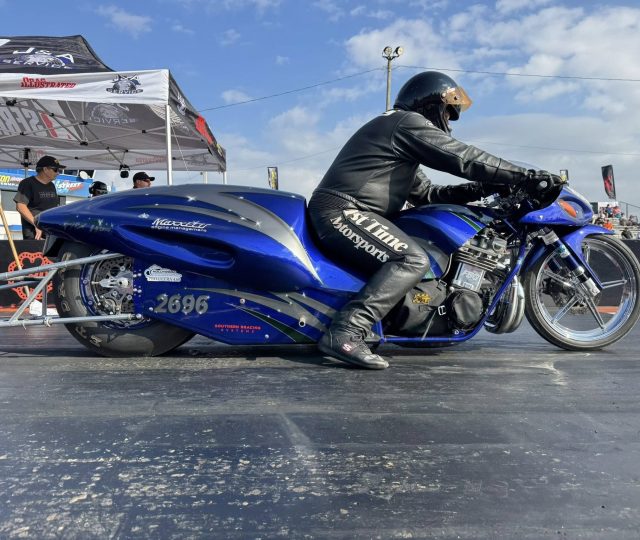 4.60 Drag Bike Racing