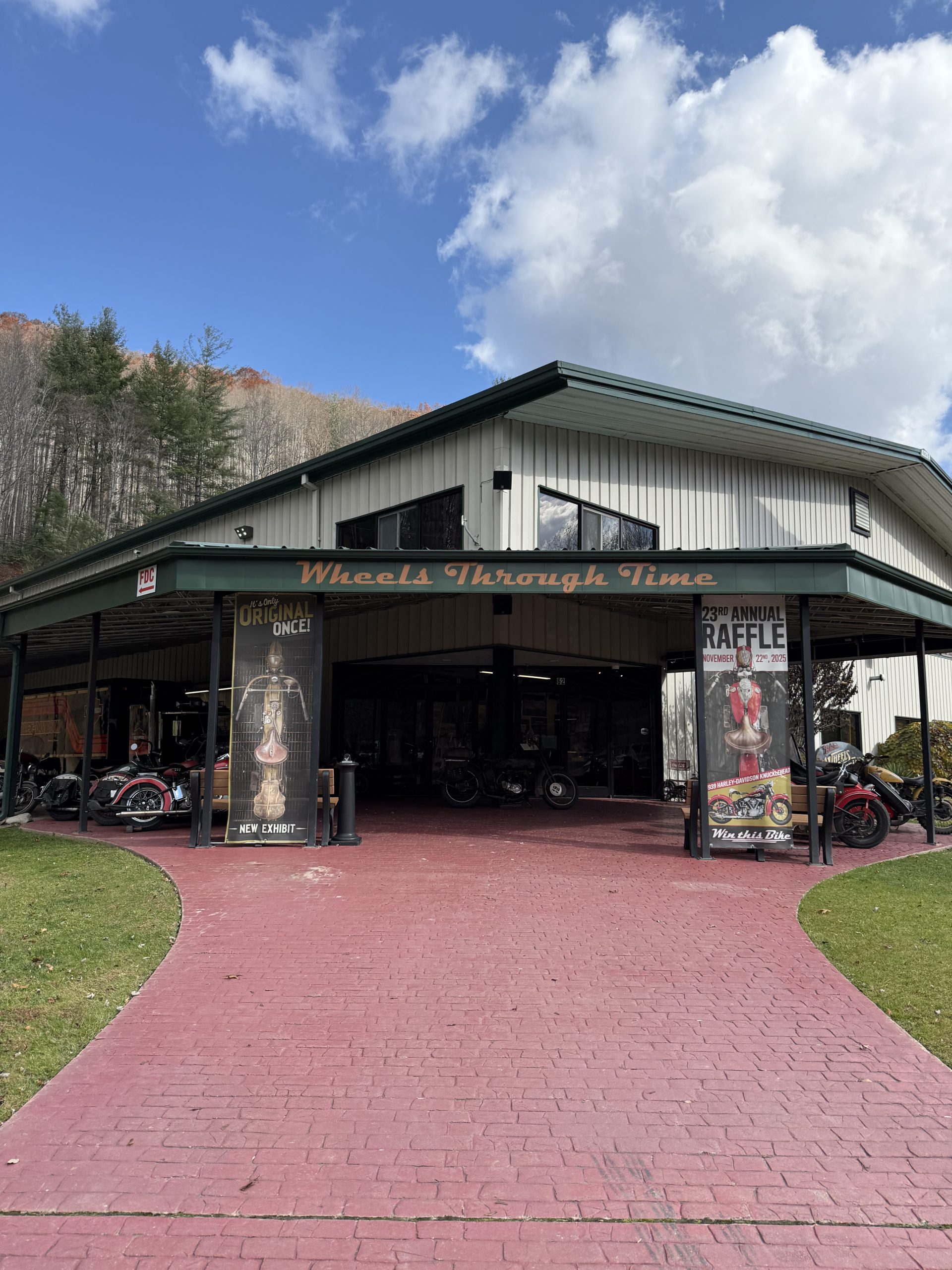 Dale's Wheels Through Time 