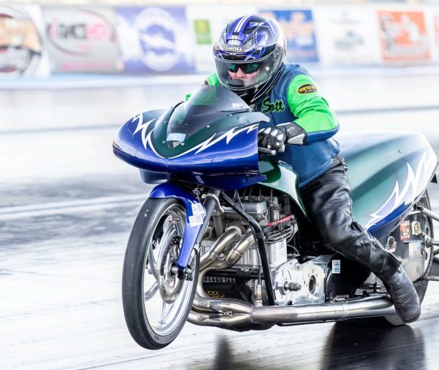4.60 Drag Bike Racing