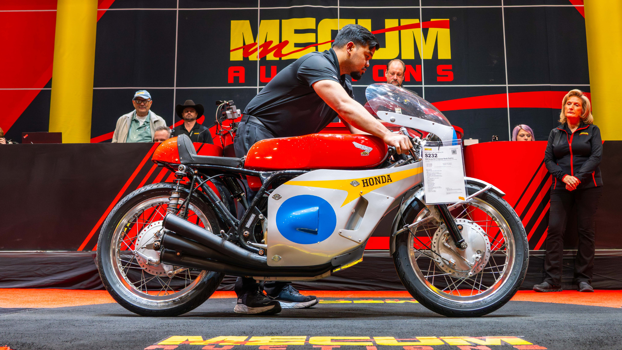 2004 Honda RC174 George Beale Replica (Lot S232) at $330,000