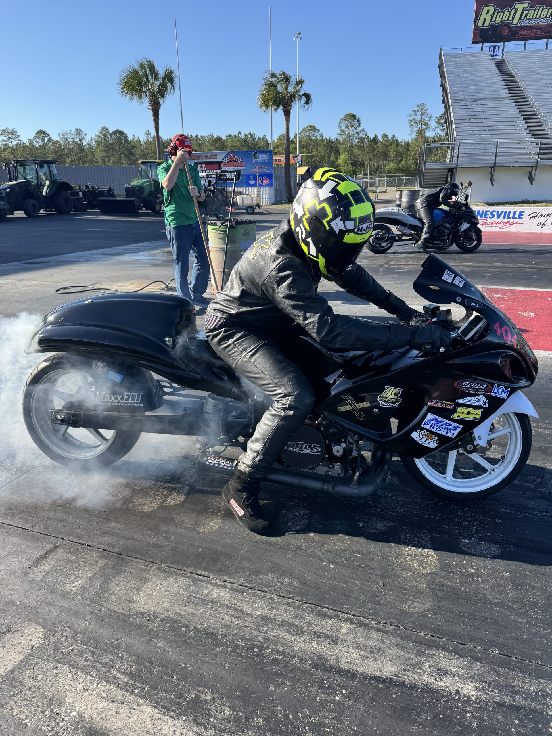 Man Cup Motorcycle Drag Racing