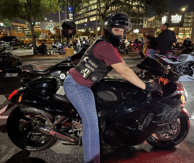 Suzuki Hayabusa Woman
